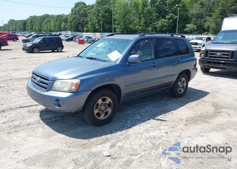 2005 Toyota Highlander z USA, uszkodzony, nr VIN JTEGD21A250106698